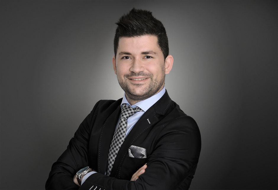 Businessfoto / Business Portrait / Bewerbungsfoto / Bewerbungsfotos Wien - München - Frankfurt - Hamburg - Köln - Berlin